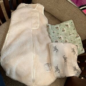 Sleep sack and 2 muslin blankets.